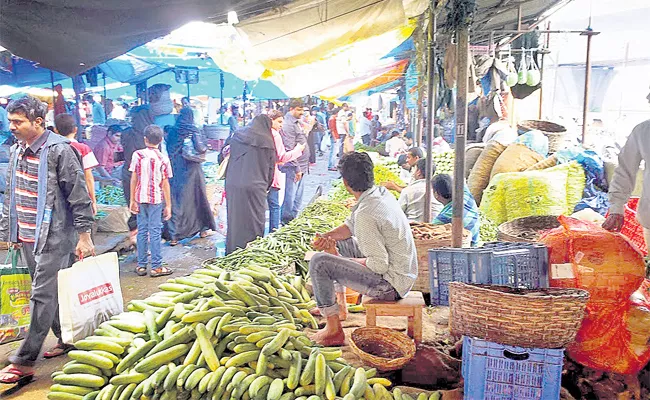 Vegetable Markets Shortage in Hyderabad - Sakshi