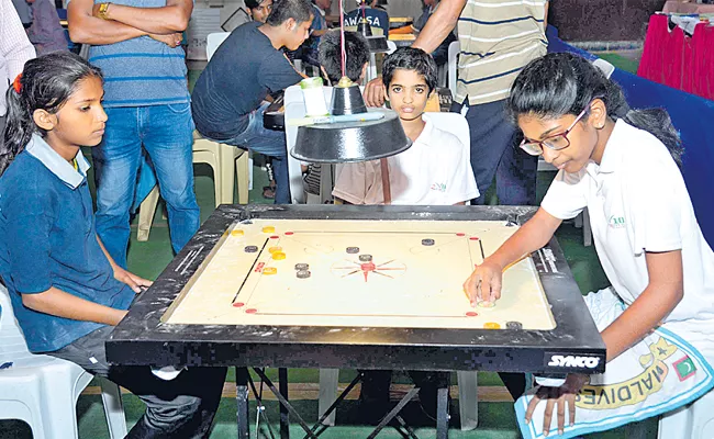 Karthik Varsha And Nandini Enter Final Of Carrom Tourney - Sakshi