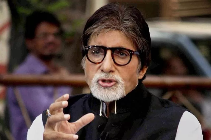 Amitabh Bachchan Said He Surviving on 25 Percent Liver - Sakshi