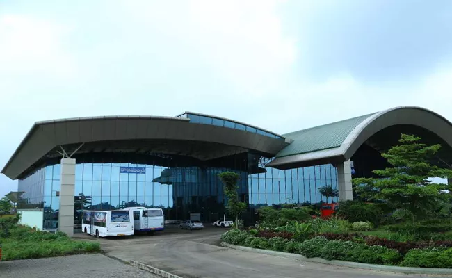 Central Airline Gave Green Signal To rajamahendravaram Airport - Sakshi