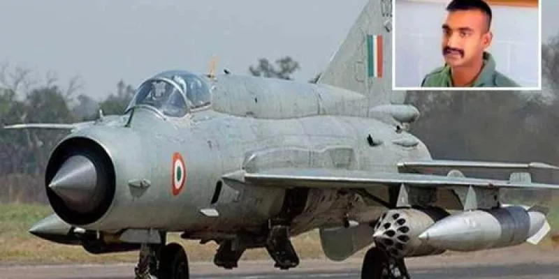  Wing Commander Abhinandan Varthaman Starts Flying MiG 21 - Sakshi