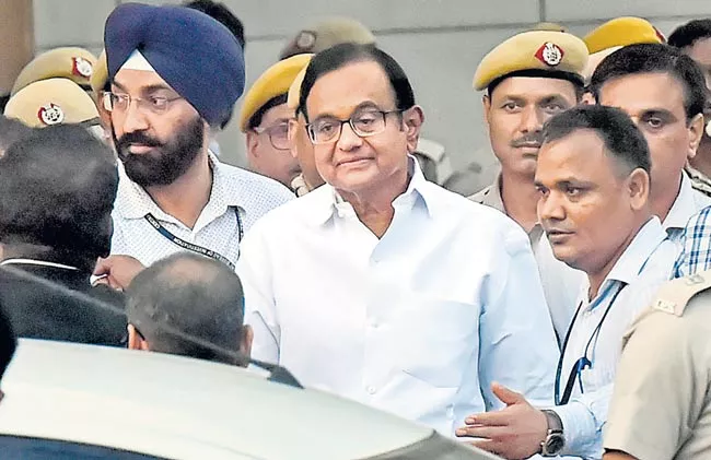 Cbi Court sends P Chidambaram to five-day CBI custody - Sakshi