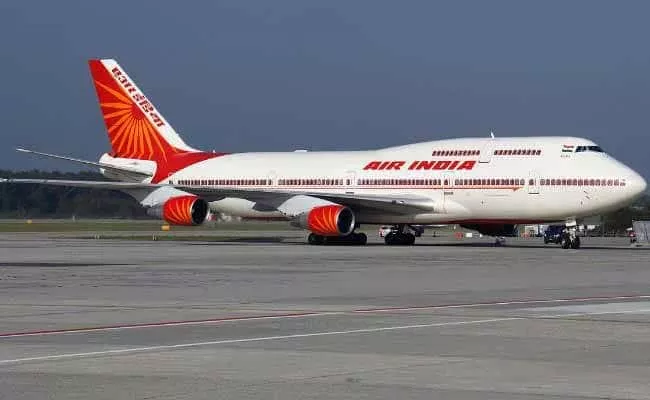 Three Major Oil Retailers Have Stopped Aviation Fuel Supply To Air India - Sakshi