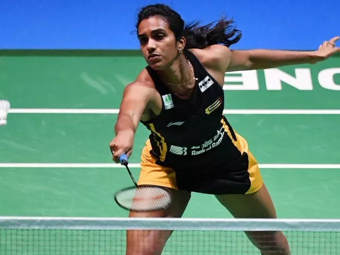 PV Sindhu Beats Tai Tzu Ying To Enter World Championships Semi-Finals - Sakshi