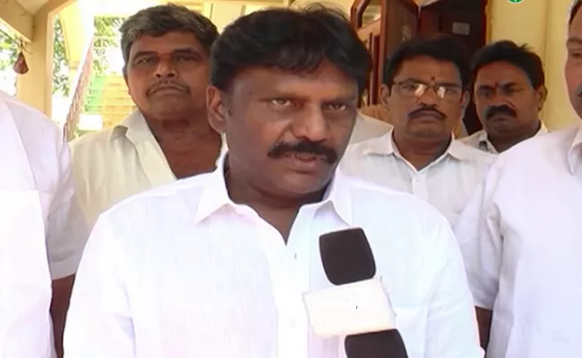 MLA Elijah Distributes Study Material At Jangareddy Gudem - Sakshi