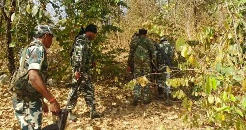 5 Maoists killed in encounter on Telangana-Chhattisgarh border - Sakshi