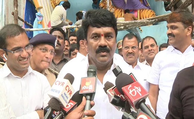 Khairatabad Ganesh Nimajjanam Will Held At Hussain Sagar - Sakshi