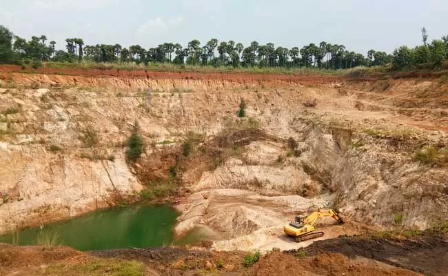 Illegal Mining In Vizianagaram District - Sakshi