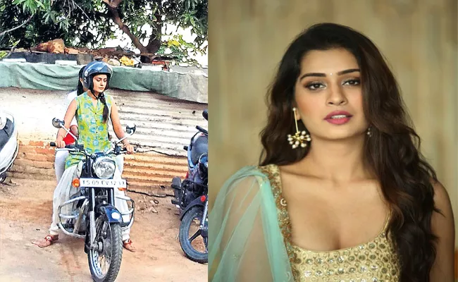 Payal Rajput Cinema Shooting in Hyderabad Slums - Sakshi