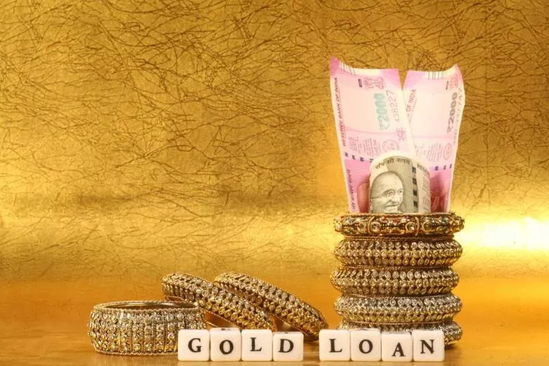 Bank Of India Gave Notices To Gold Loan Holders In Vizianagaram - Sakshi