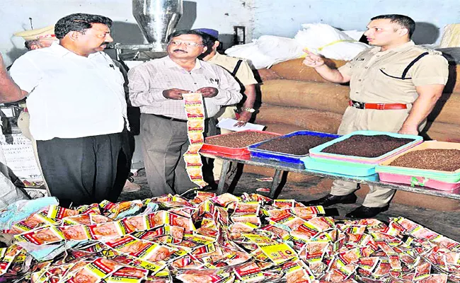 Police Showing Negligence On Gutka Trading in Prakasam - Sakshi