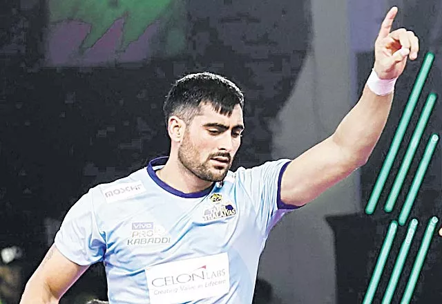 Tamil Thalaivas Outclass Haryana Steelers 35-28 - Sakshi