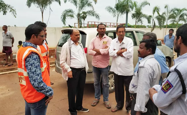 Fire Accident Inquiry In Britannia Biscuit Factory At Kankipadu - Sakshi