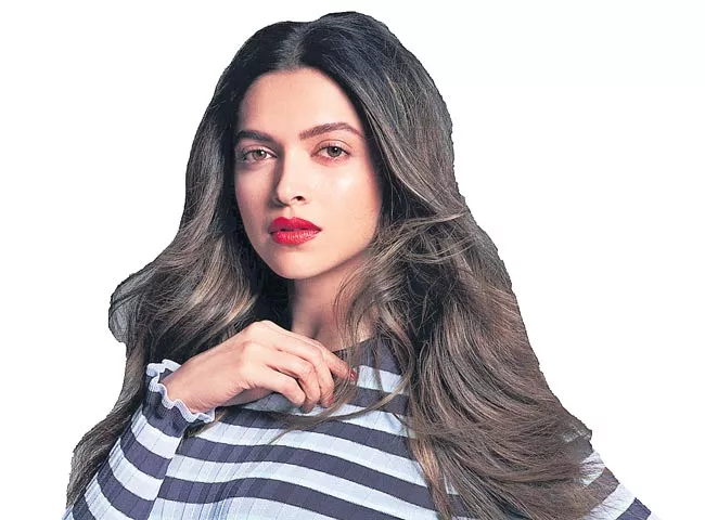 Deepika Padukone on suffering from depression - Sakshi