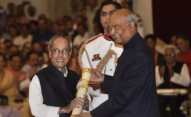 Pranab Mukherjee Receives Bharat Ratna - Sakshi