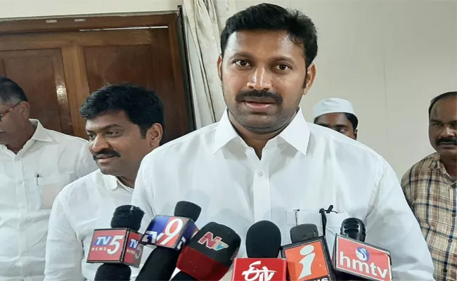 YS Jagan Mohan Reddy Pulivendula Visit Postponed - Sakshi