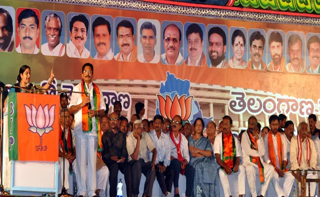 Sushma Swaraj Association With Nalgonda Town - Sakshi