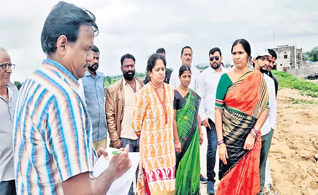 MLA Padma Devender Reddy Unhappy Over Development Works And Asked Not To Waste Public Money - Sakshi