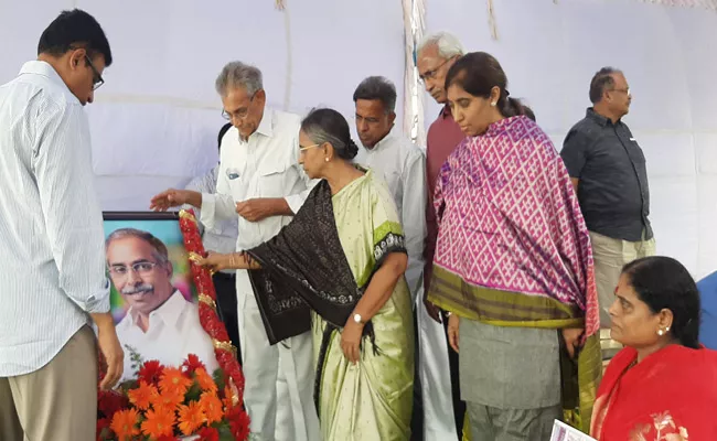 YS Vivekananda Reddy Death Anniversary Celebrations In Pulivendula - Sakshi