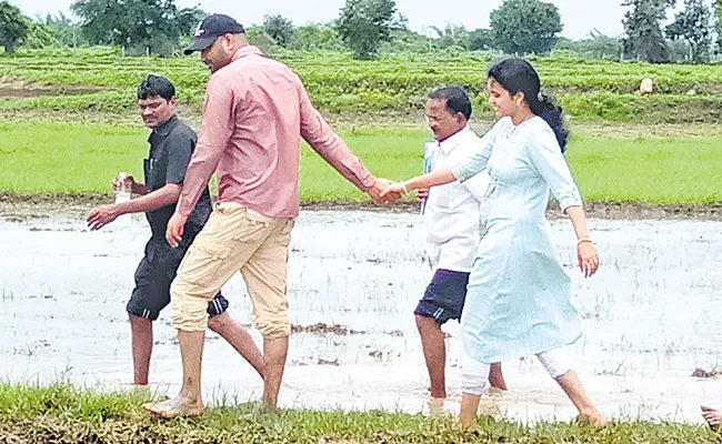 Khammam Collector RV Karnan in fields with Wife Priyanka - Sakshi