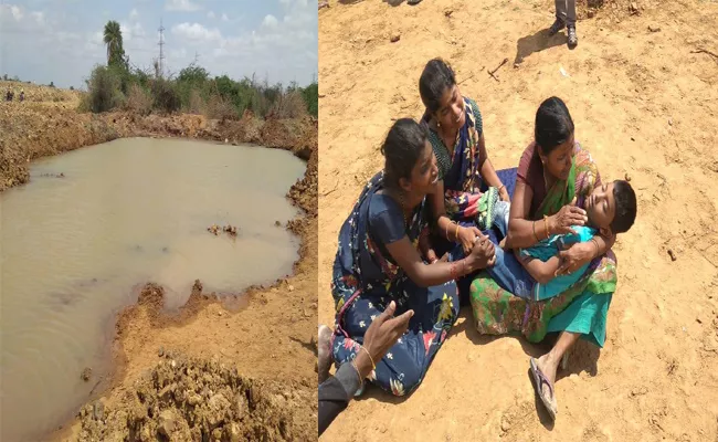 Two Childrens Died For Went Into Small Pond In jammalamadugu - Sakshi