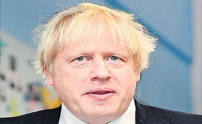 Prime Minister Boris Johnson suspends UK Parliament after another Brexit defeat - Sakshi