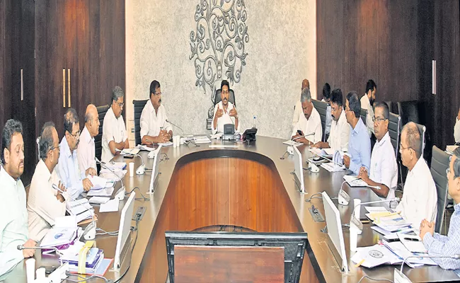 CM YS Jagan comments in High Level Review on Schools Development - Sakshi