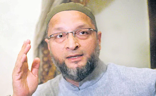 Economic situation of the country is worsening Says Asaduddin Owaisi - Sakshi