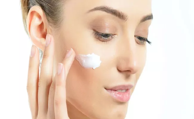 Woman Is Hospitalized After Using Facial Cream In California - Sakshi