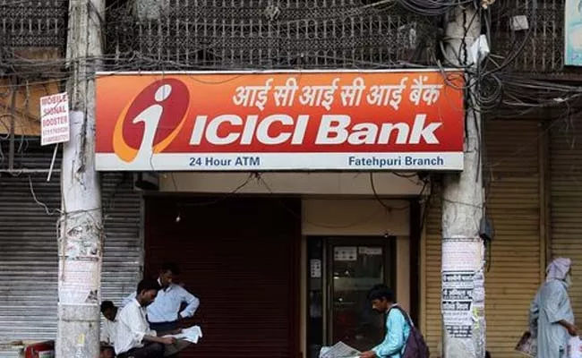 Sebi imposes  fine on ICICI Bank compliance officer for disclosure lapses - Sakshi