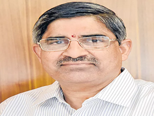 LV Subramanyam requests Niti Aayog to save the state - Sakshi