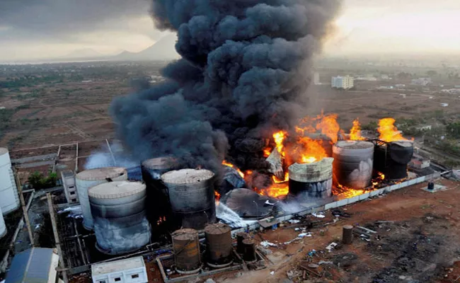 Its Been 23 Years Of Fire Accident IN HPCL Visakhapatnam - Sakshi