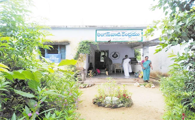 Anganwadi Centres Turn Into Green In Birkur At Kamareddy - Sakshi