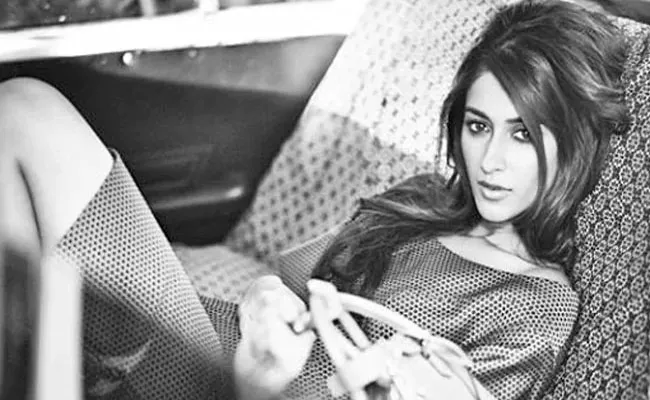 Ileana Tweets She Is Sleepwalking Snacker - Sakshi