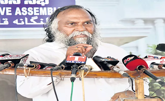 Congress Leader Jagga Reddy Fires on Etela Rajender - Sakshi