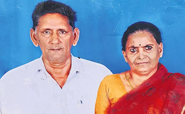 Couple Died with Illness in ESIC Hospital Hyderabad - Sakshi