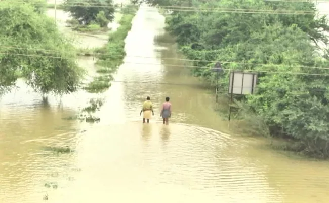 Heavy Rains To Continue For Three Days In AP - Sakshi