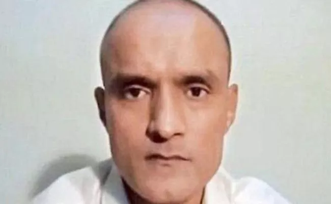 Indian diplomat meets Kulbhushan Jadhav after Pak grants consular access - Sakshi