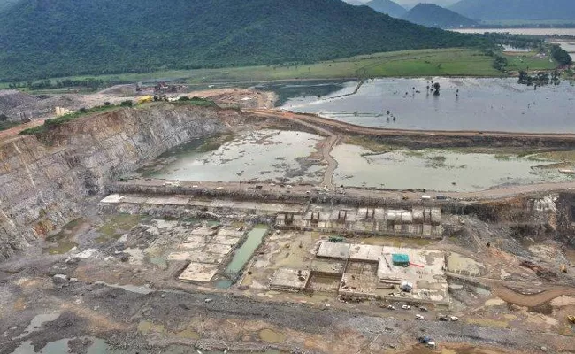 Max Infra Takes Polavaram Project In Reverse Tendering - Sakshi