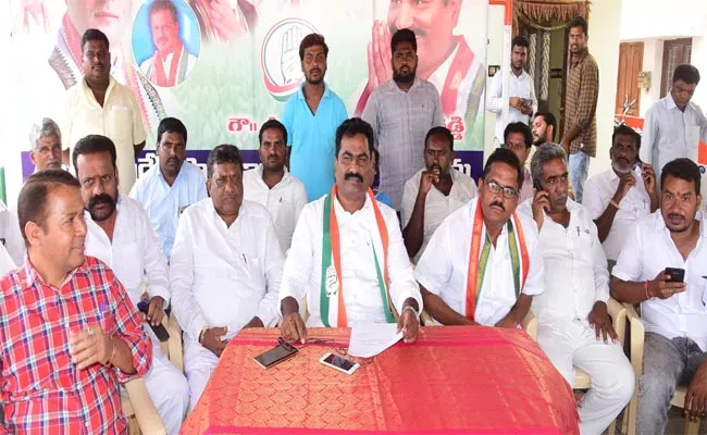 Janagam DCC President Comments on Huzur Nagar Byelection - Sakshi