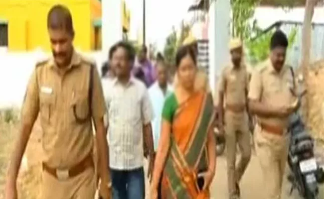 Woman Arrest in Prostitution Scandal Tamil nadu - Sakshi