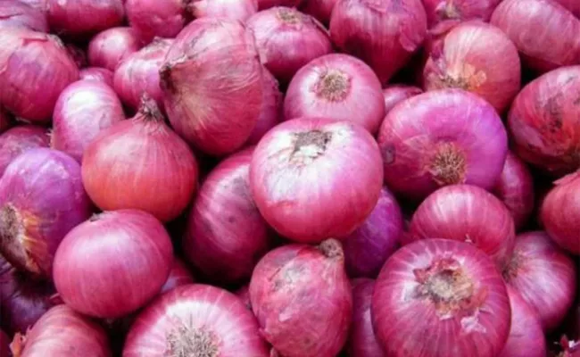 Onion Price Increased In Adilabad District - Sakshi