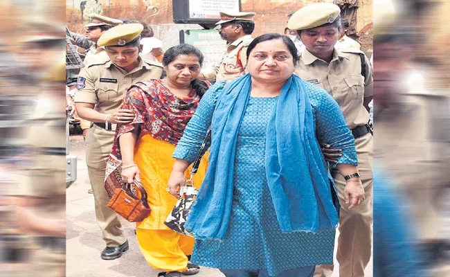 ESI Medicine Scam, ACB Arrested IMS Director Devika Rani - Sakshi