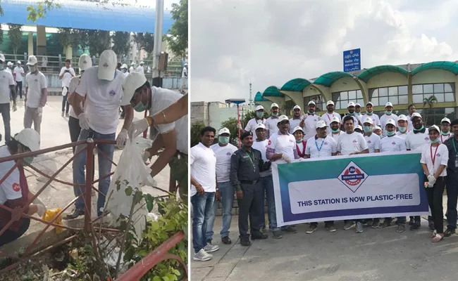 Jio Employees Participating in the Swacth Rail Abhiyan Program - Sakshi