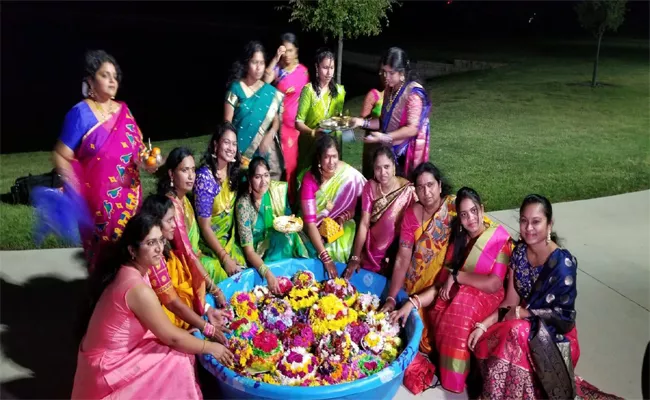 Bathukamma Festival Was Held In Dallas - Sakshi