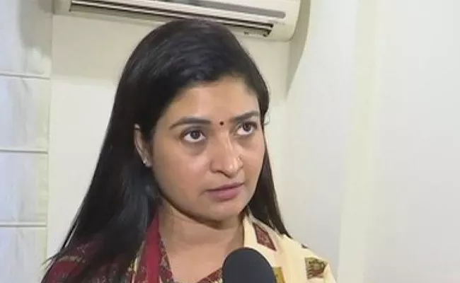 Alka Lamba Likely To Join Congress - Sakshi