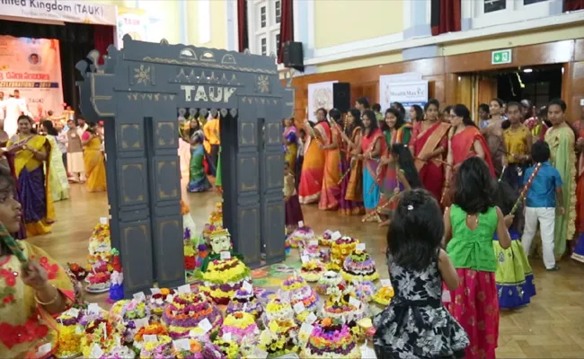 TAUK Chenetha Bathukamma Dasara Celebrations In London - Sakshi