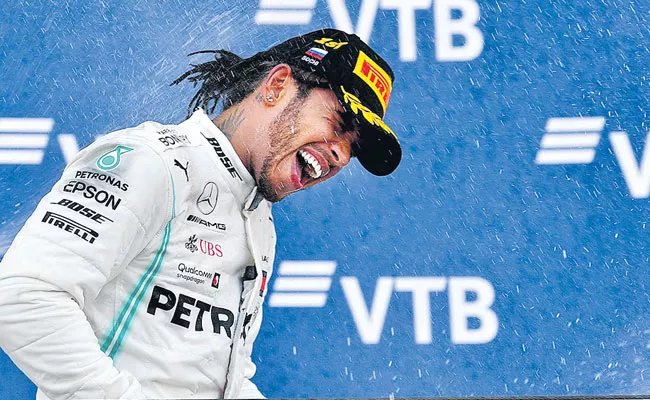 Lewis Hamilton Wins Russia F1 GP As Vettel Ignores Orders Before Retiring - Sakshi