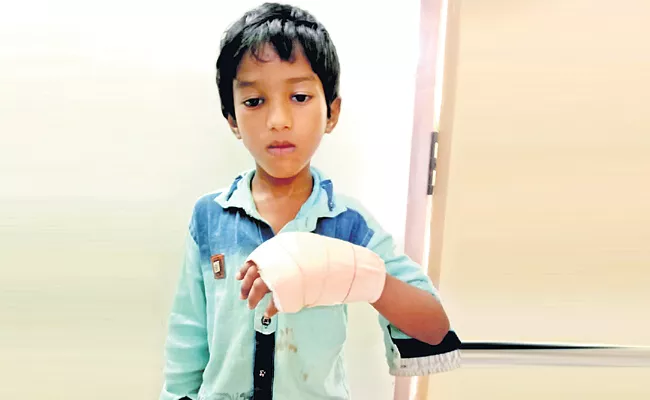 Teacher Beaten Student With Iron Scale And Student Injured - Sakshi