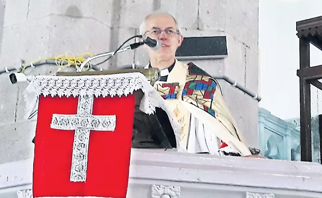 Bishop From England Praises Architecture Of Medak Church - Sakshi